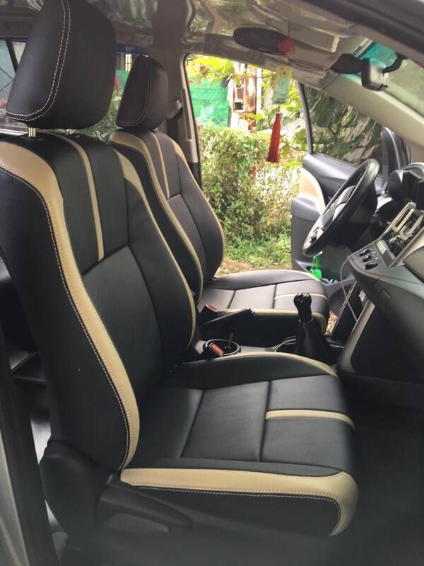 Bọc ghế da 4 chỗ tiêu chuẩn