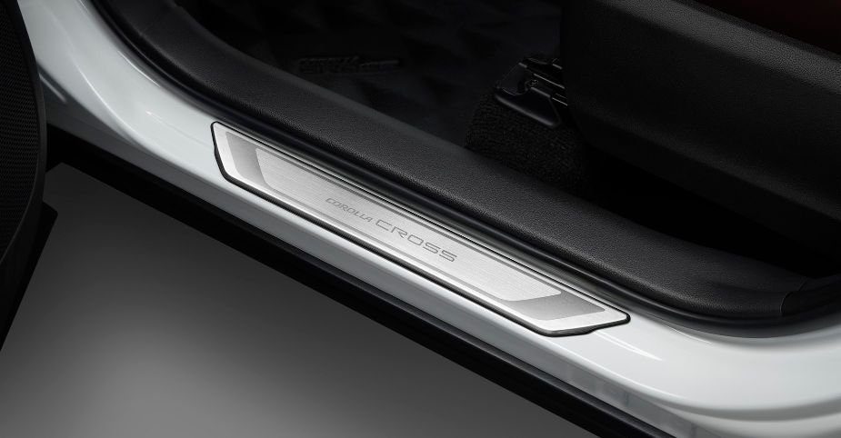 Ốp bậc lên xuống 4 cửa (không đèn)